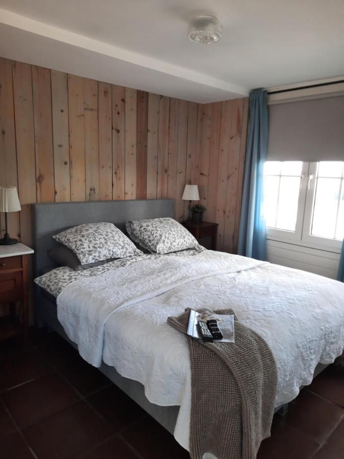 Anneke'S Bed En Botterhammeke Apartment Woensdrecht Bagian luar foto