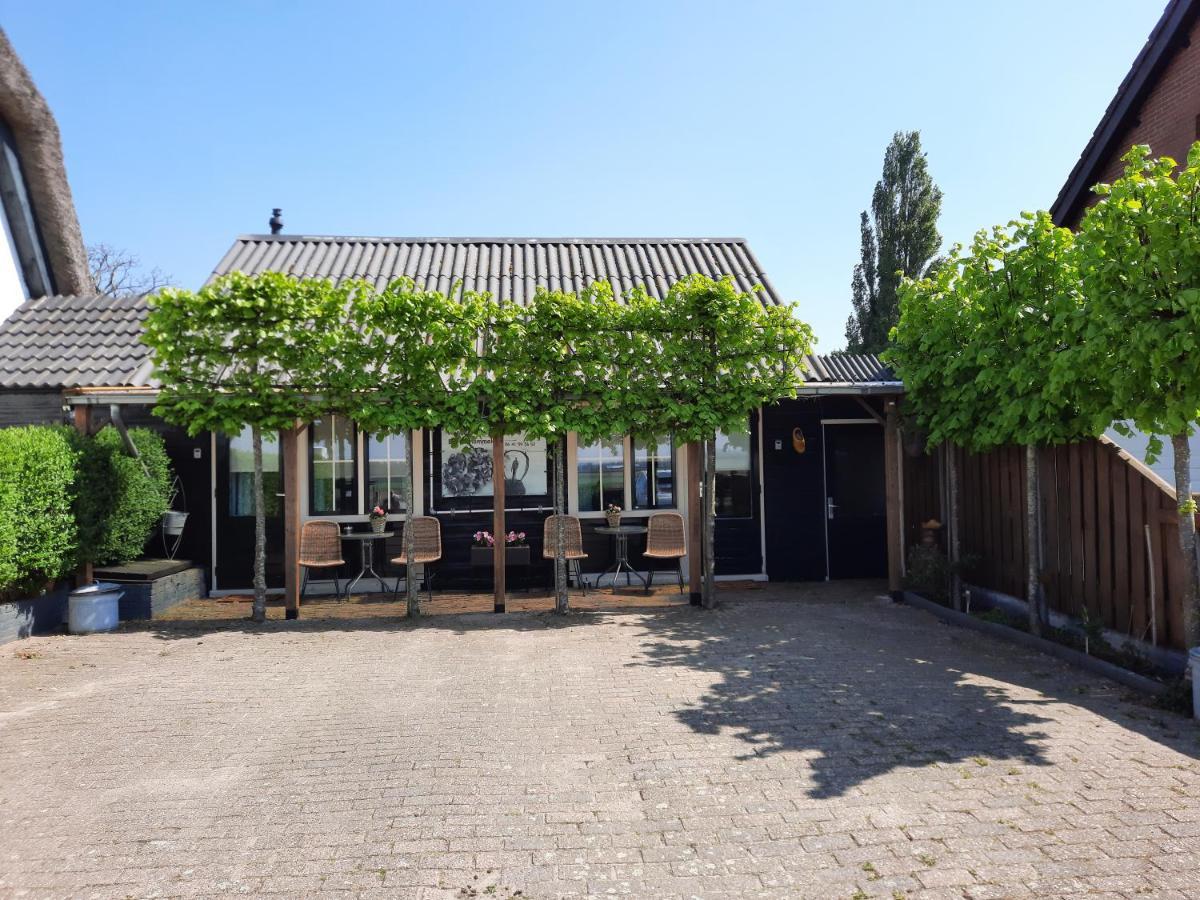 Anneke'S Bed En Botterhammeke Apartment Woensdrecht Bagian luar foto