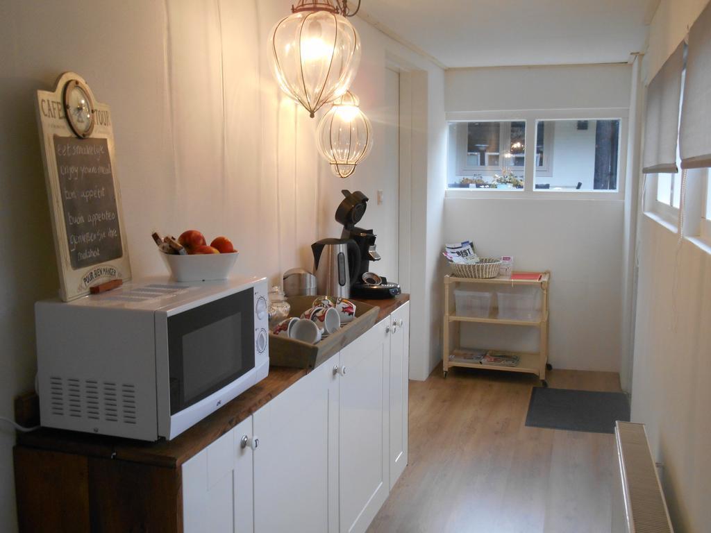 Anneke'S Bed En Botterhammeke Apartment Woensdrecht Bagian luar foto